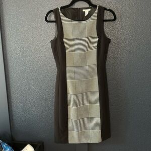H&M size 6 black and white houndstooth dress